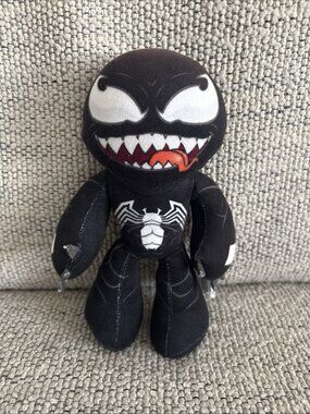 Marvel Venom Posable Plush 8in Action Figure, Poseable Arms.